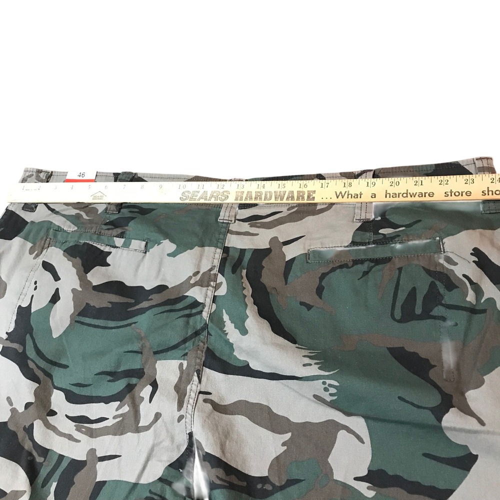 Wrangler Outdoor Mens Camo Cargo Shorts Green Brown Size 46 60ACW4M Stretch - Picture 3 of 12